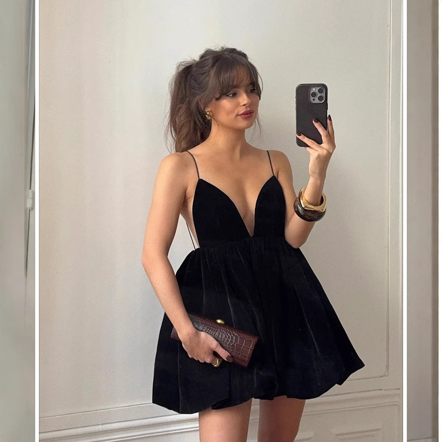 Damen Babydoll-Kleid aus luxuriösem Samt mit tiefem Ausschnitt Fudus