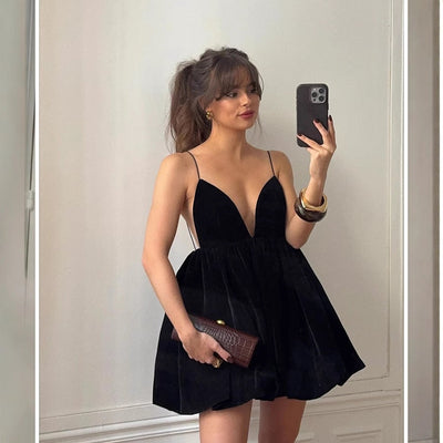 Damen Babydoll-Kleid aus luxuriösem Samt mit tiefem Ausschnitt Fudus