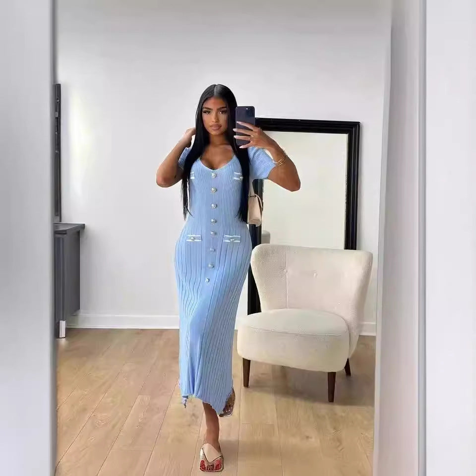 Damen Rippstrick Maxikleid mit Knopfdetails und V-Ausschnitt Fudus