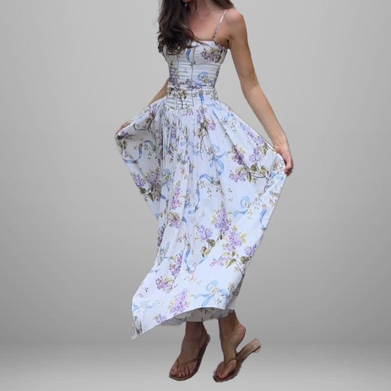 Damen Ballkleid mit elegantem strapless Design und floralen Akzenten Fudus