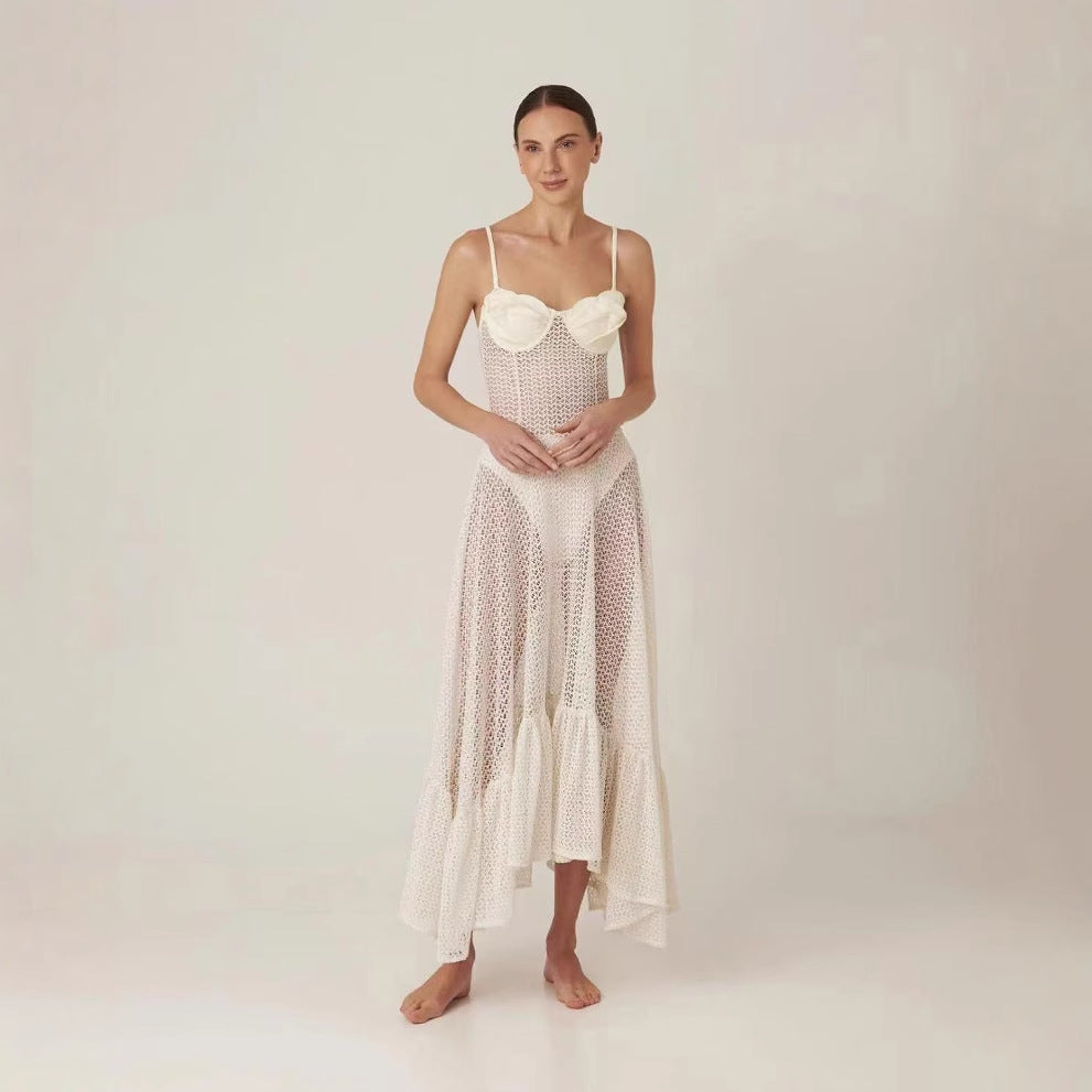 Damen Maximales Netzkleid mit voluminösem Saum und raffinierten Details Fudus