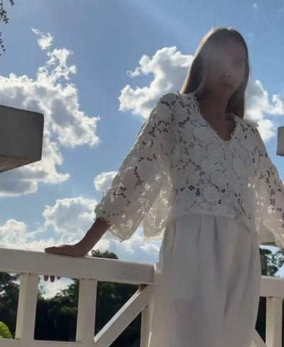 Damen Bluse aus filigraner Spitze mit floralen Motiven Fudus