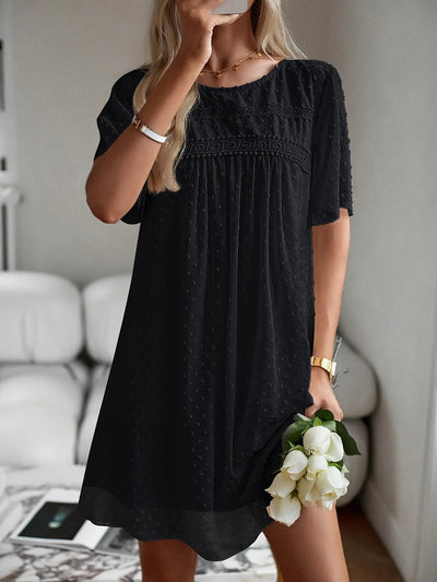 Damen luftiges Sommerkleid mit dekorativen Details und hochwertigem Material Fudus