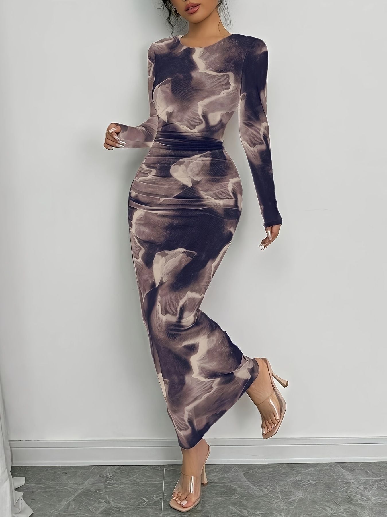 Damen figurbetontes Langarm-Maxikleid mit einzigartigem Mustermix und elegantem Schnitt Fudus