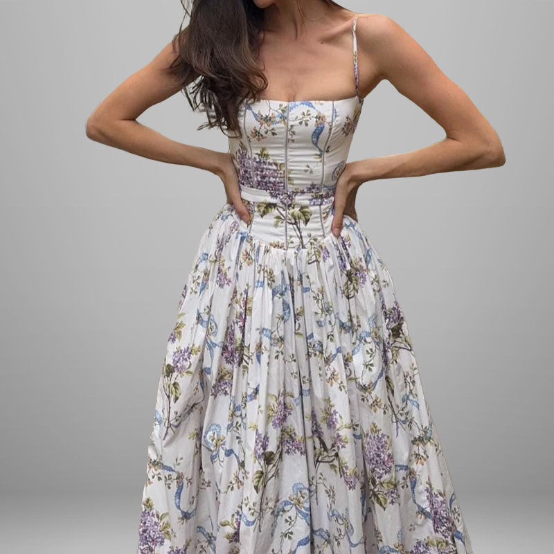 Damen Ballkleid mit elegantem strapless Design und floralen Akzenten Fudus