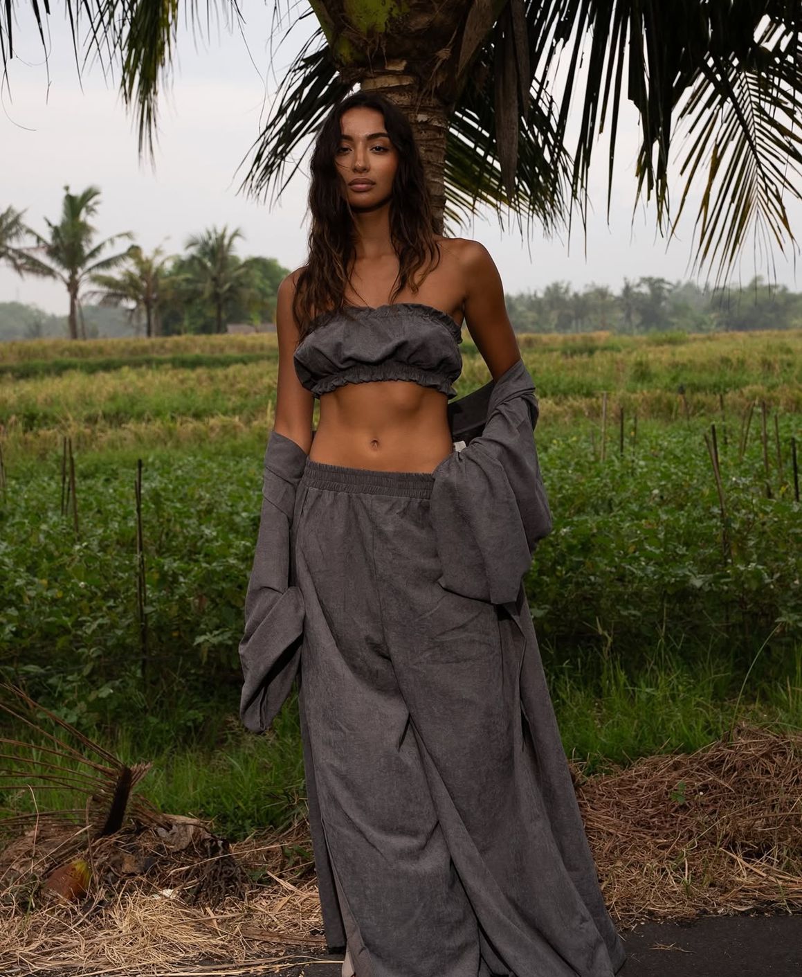 Damen Zweiteiliges Sommerset mit weitem Schnitt und voluminösen Ärmeln Fudus