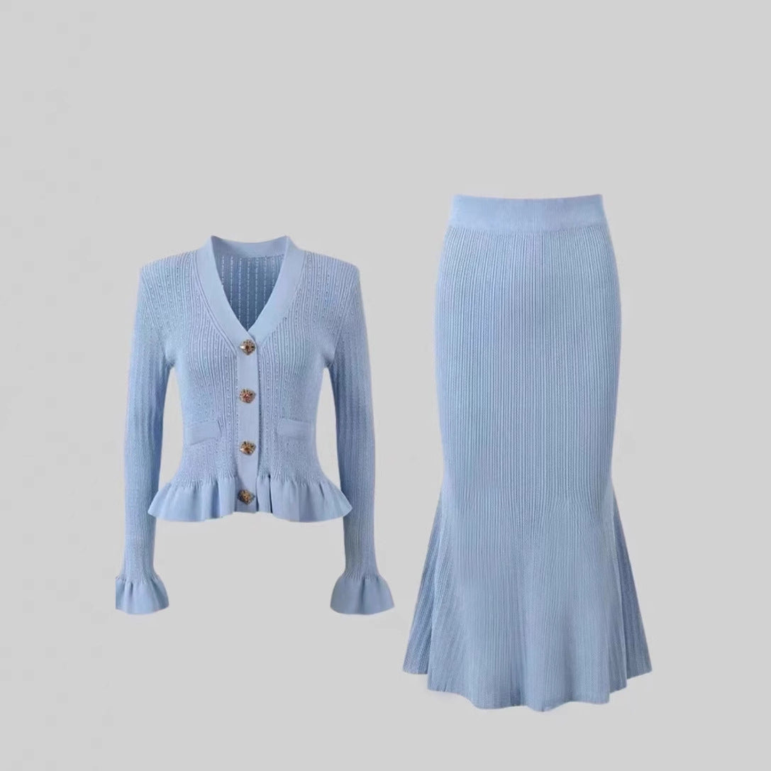 Damen Strickjacken und Rock Set mit femininen Rüschen Fudus