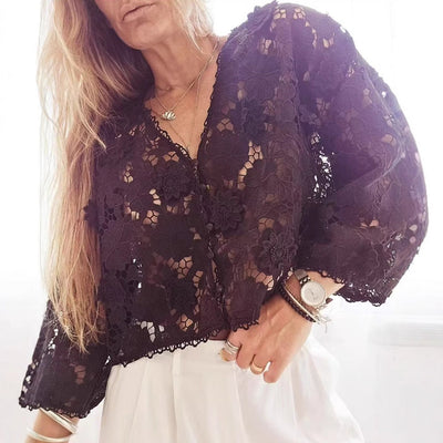 Damen Bluse aus filigraner Spitze mit floralen Motiven Fudus