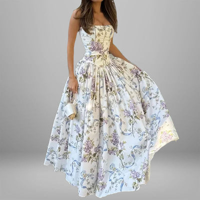 Damen Ballkleid mit elegantem strapless Design und floralen Akzenten Fudus