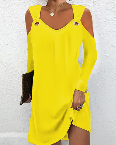 Damen elegantes Kleid mit kaltem Schulterdesign und dekorativen Ringen Fudus