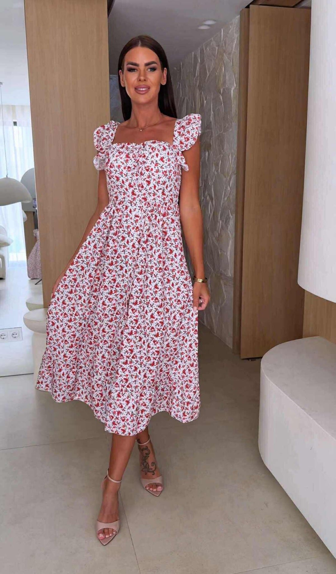 Damen Sommerliches Maxikleid mit Rüschendetails und fruchtigem Muster Fudus