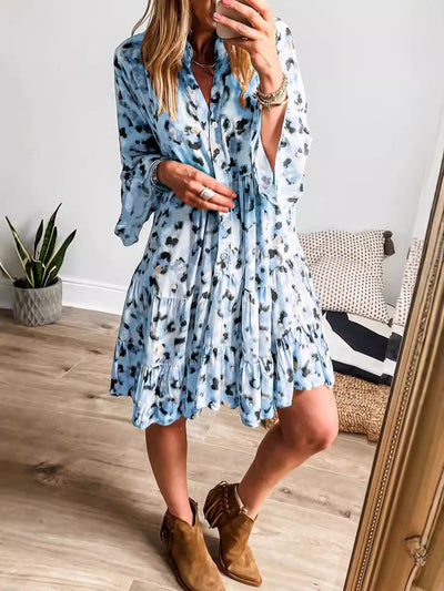 Damen Kurzes Sommerkleid mit knopfbarem Ausschnitt und trendigem Volant Fudus