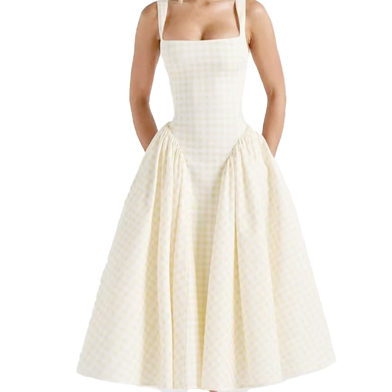 Damen Sommerliches Kleid mit quadratischem Ausschnitt und weiten Falten Fudus