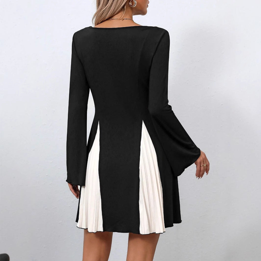 Damen ausgestelltes Kleid mit plissierten Elementen Fudus