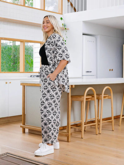Damen Lässiger Jumpsuit mit floralem Muster und praktischen Taschen Fudus