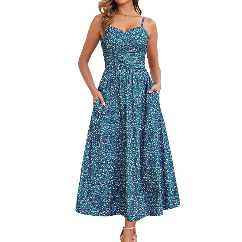 Damen Maxikleid mit gerafftem Oberteil und zarten Blumenmustern Fudus