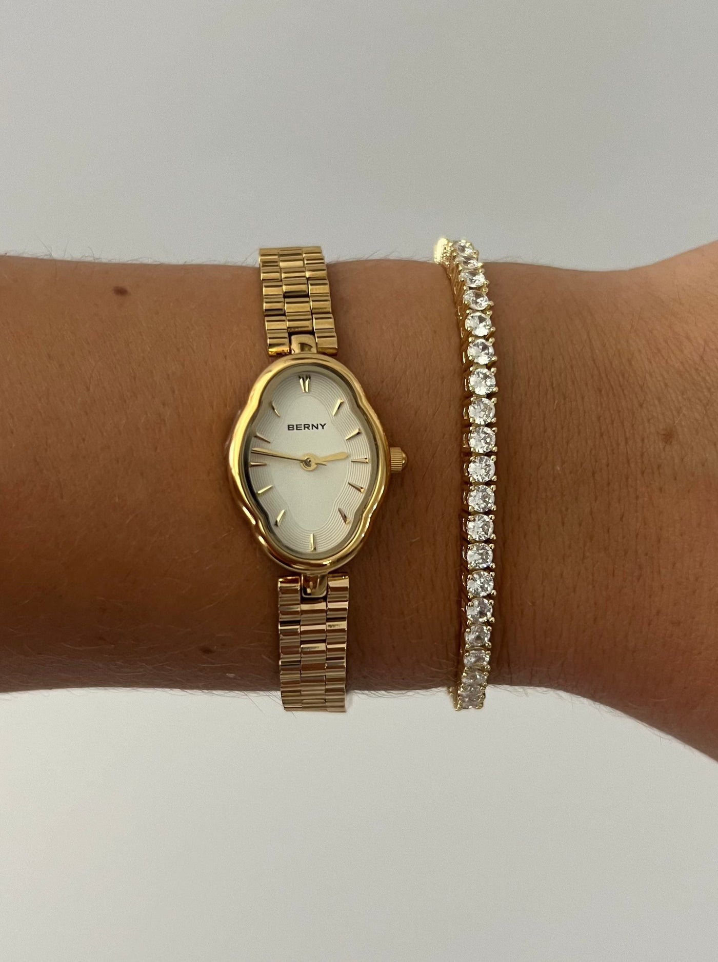 Elegante Vintage Goldene Damen Armbanduhr