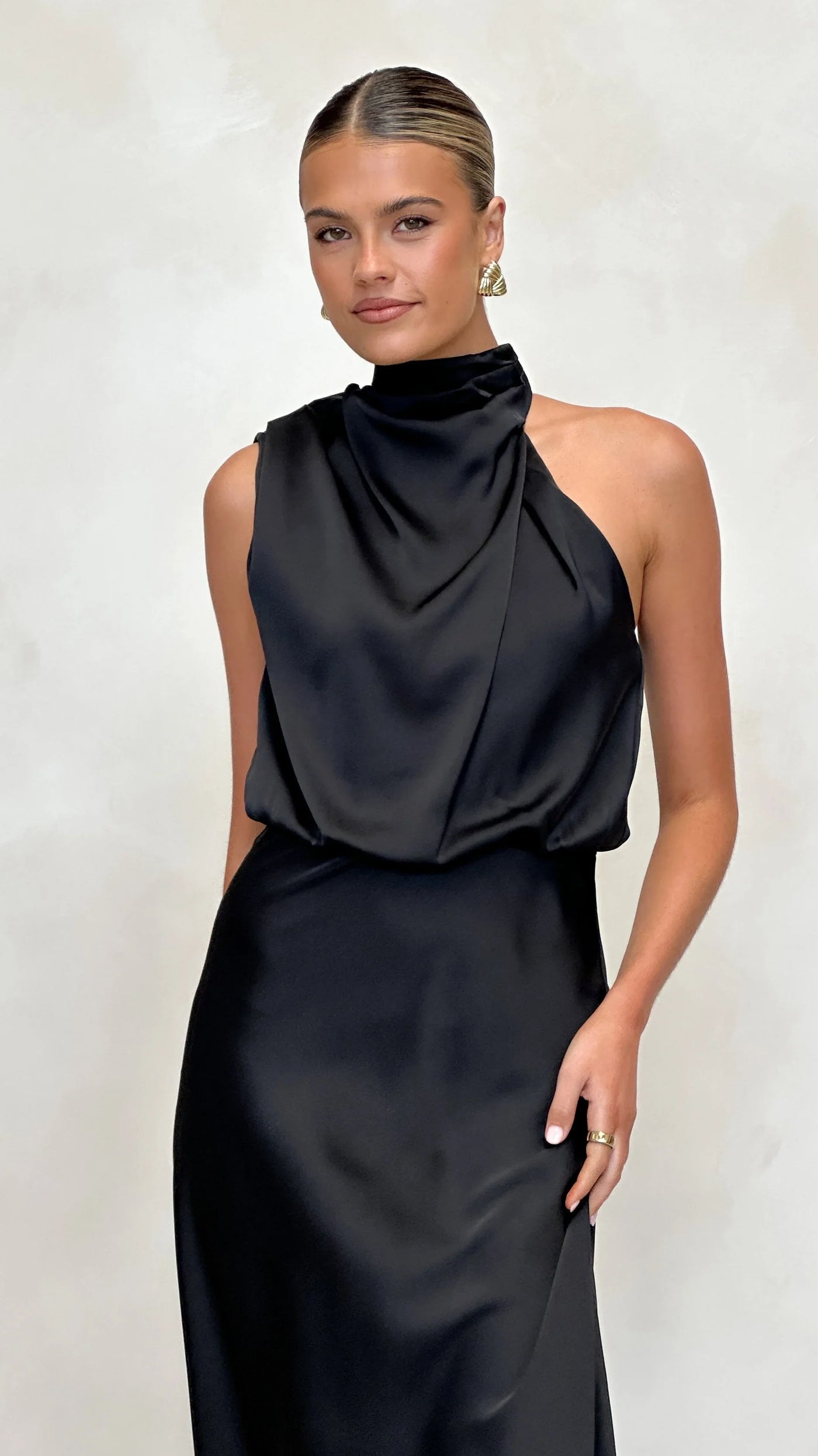 Theresa - Langes Kleid mit Halterneck
