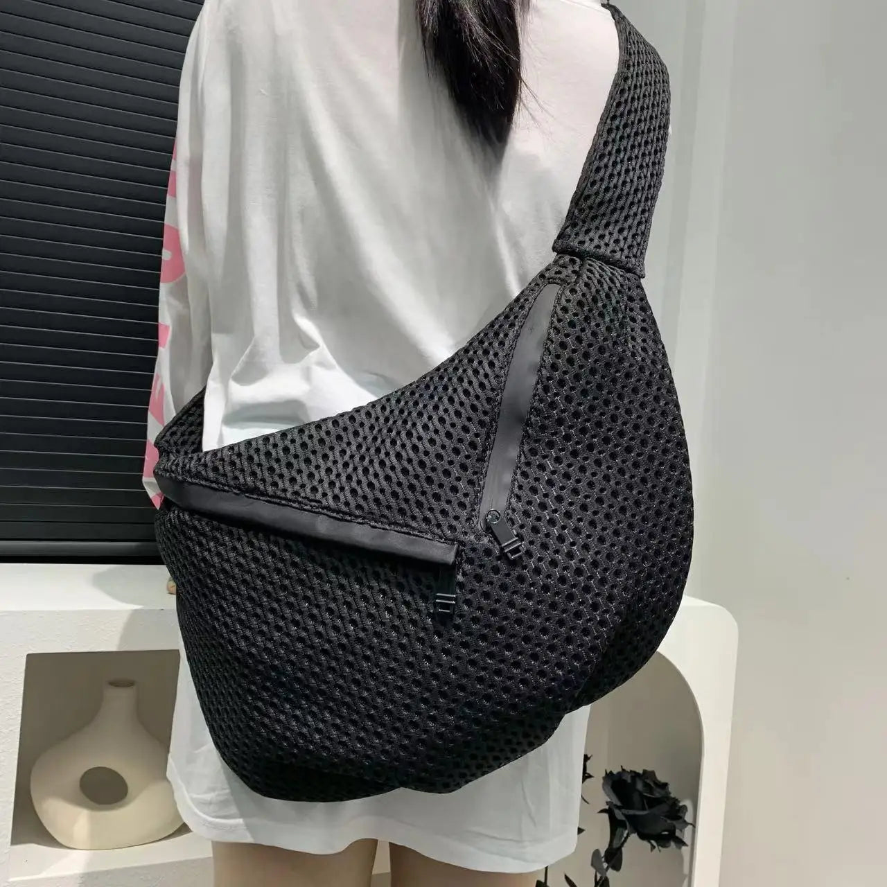Damen Oversized Sport-Brusttasche Mesh, Große Kapazität Umhängetasche für Aktive