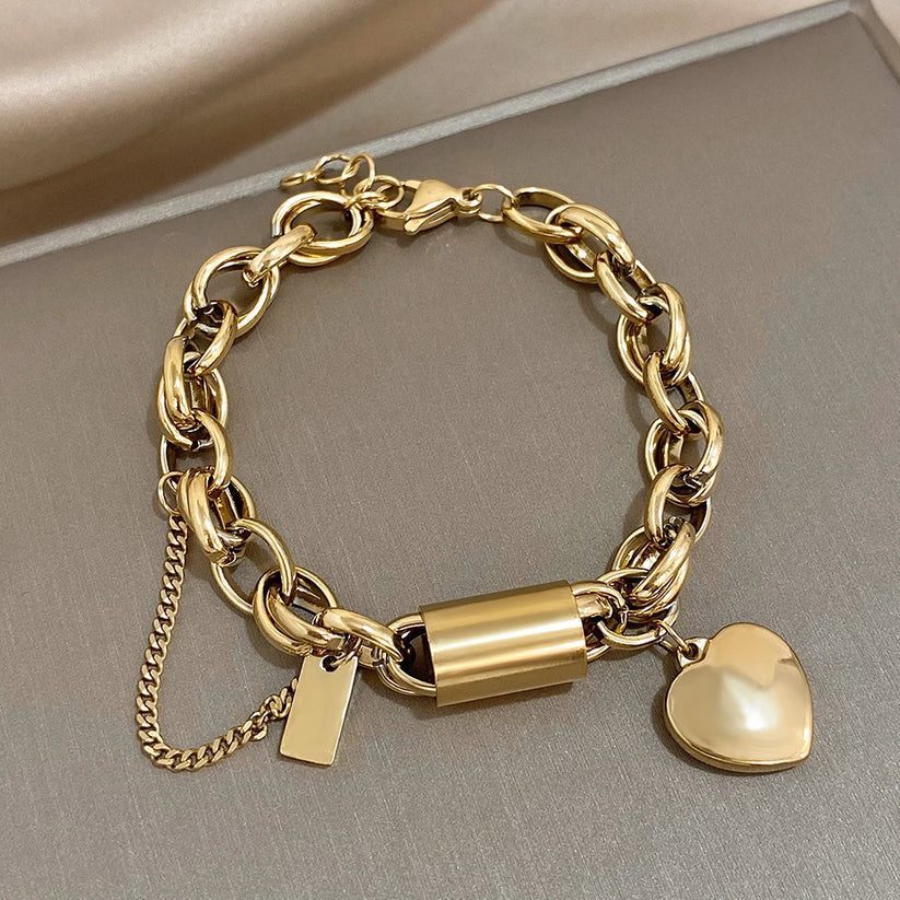 Gemütliches Chunky-Armband in Gold