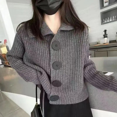Eleonora | Eleganter Damenpullover mit Knopfverschluss