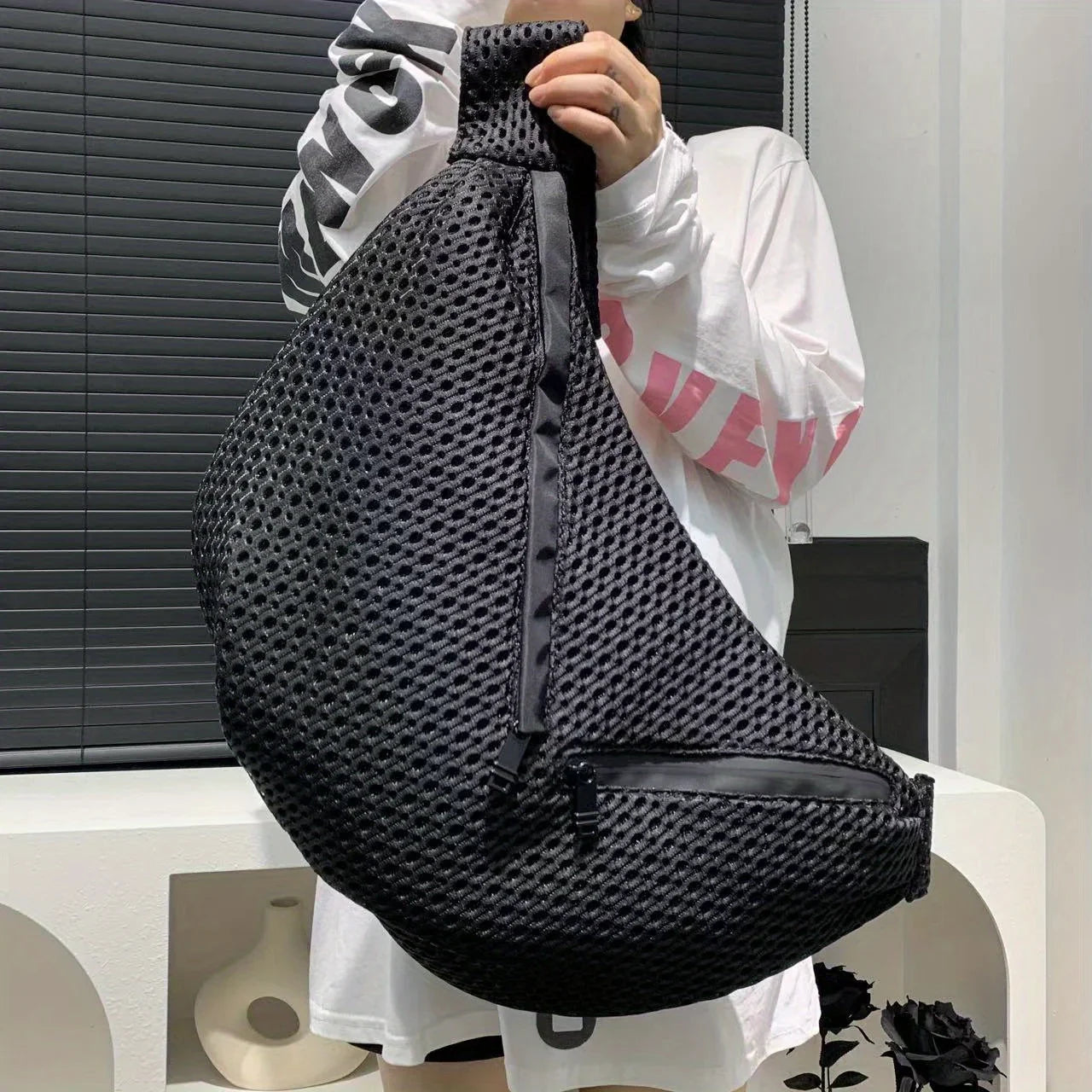 Damen Oversized Sport-Brusttasche Mesh, Große Kapazität Umhängetasche für Aktive
