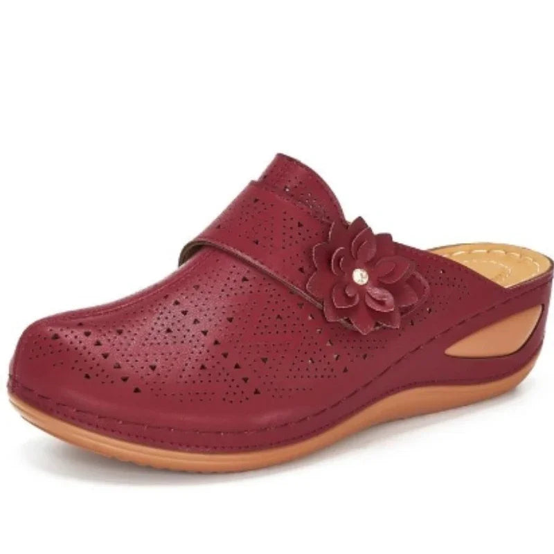 Elegante Blumenplattform Sandalen Damen - Geschlossene Zehen, Komfortabel und Stilvoll