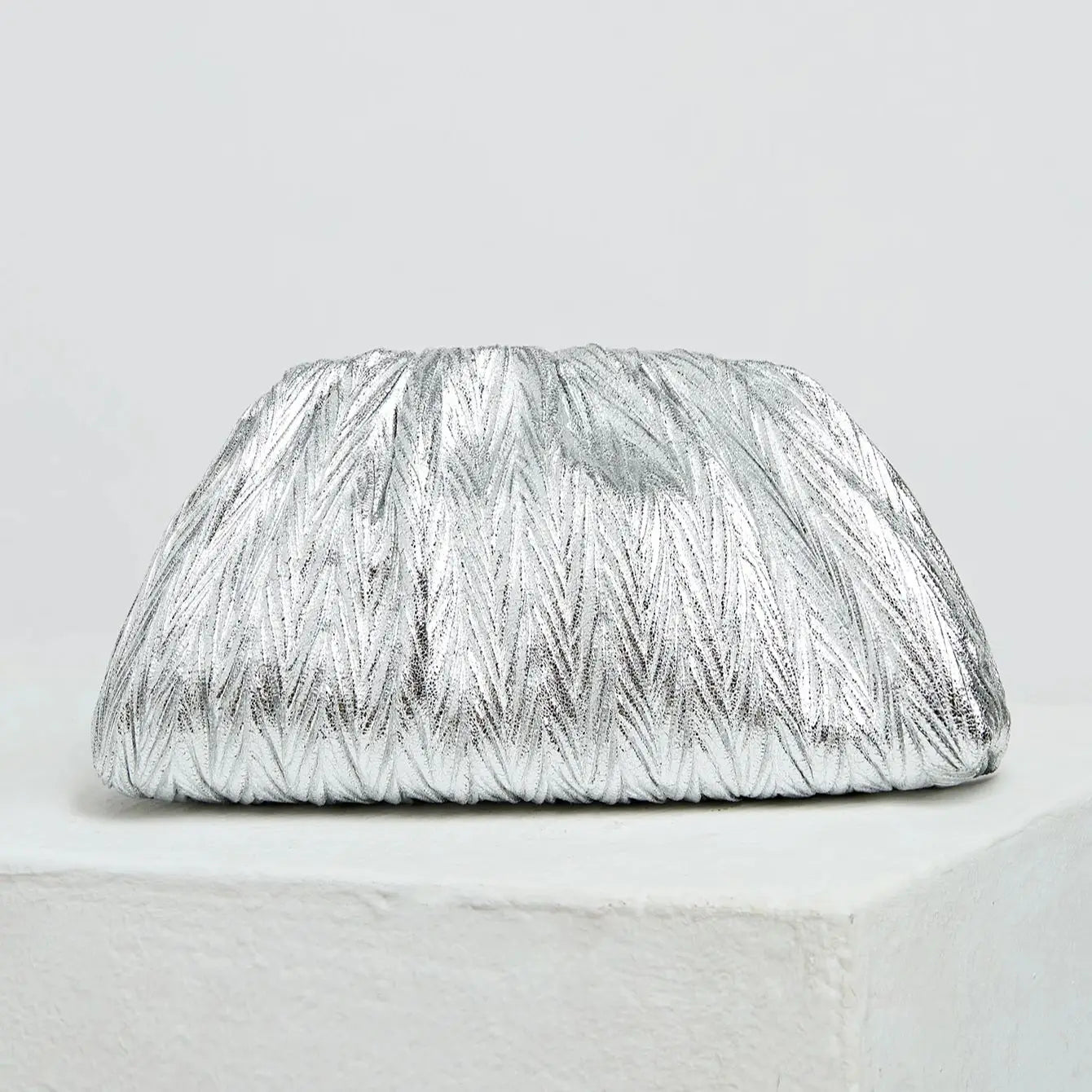 Elegante Silberne Falt-Handtasche Mit Großer Kapazität – Ideal Für Partys Und Verabredungen