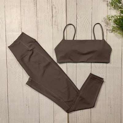 Set mit Hochgeschnittenen Leggings und Kurzen Ärmeln