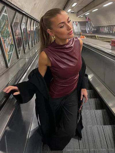 Stylischer Rollkragenpullover aus Kunstleder für Damen – Elegant und modern