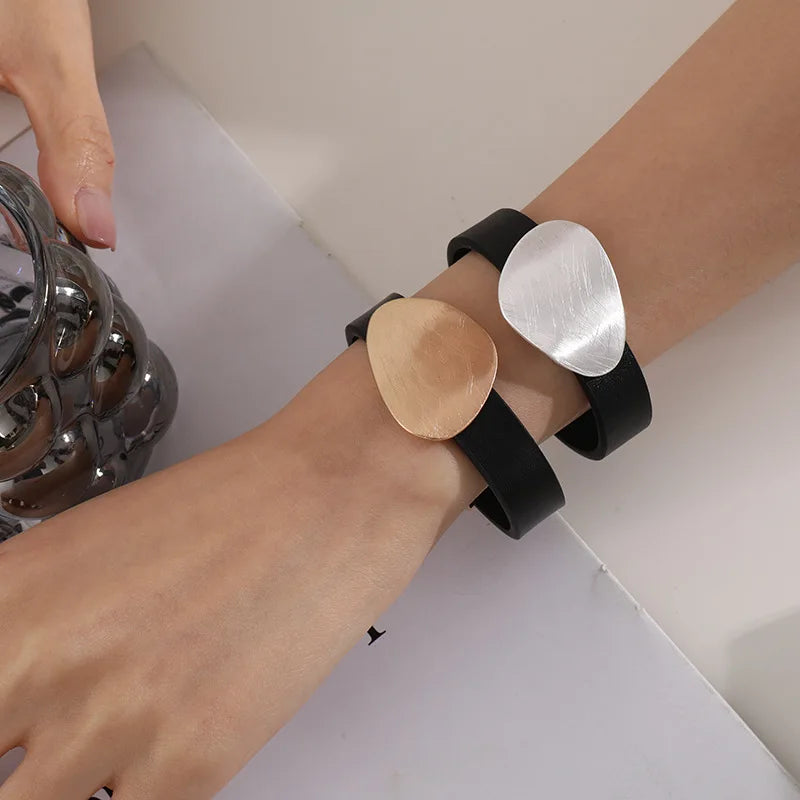 Elegantes Damen Magnetarmband Vintage Armreif