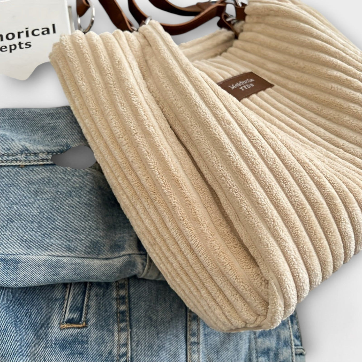 Malva – Weiche Schultertasche aus Velours