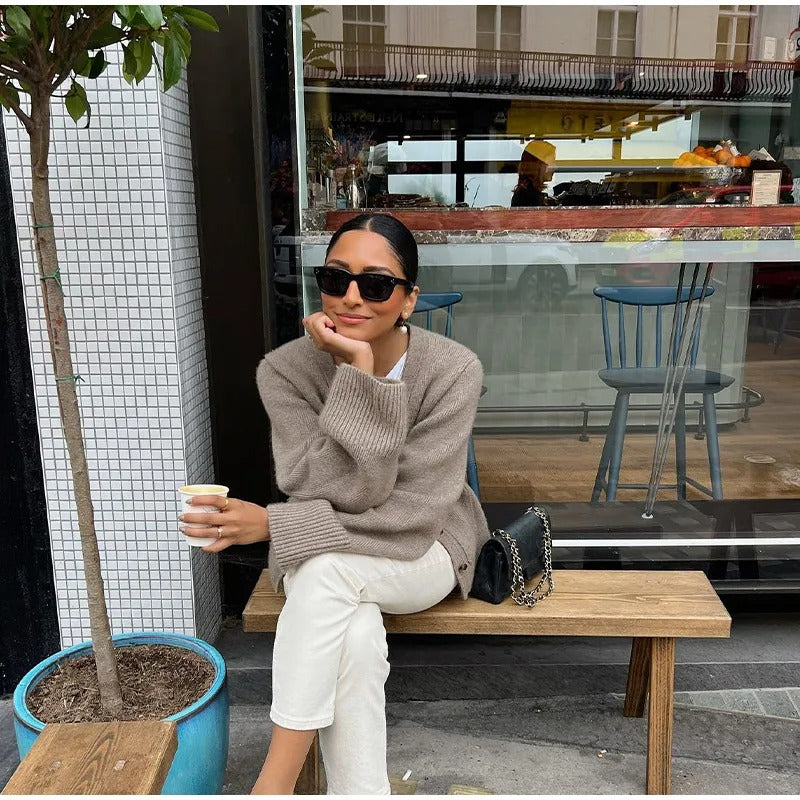 Elma | Klassische gestrickte Damenstrickjacke