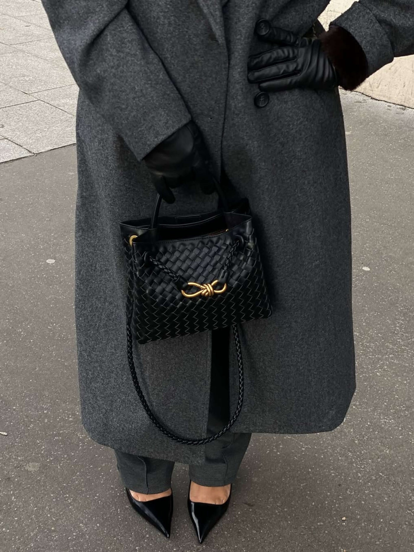 Eloise | Gepolsterte Vegan-Leder Umhängetasche Mit Abnehmbarem Tragegurt, 25x9x19cm