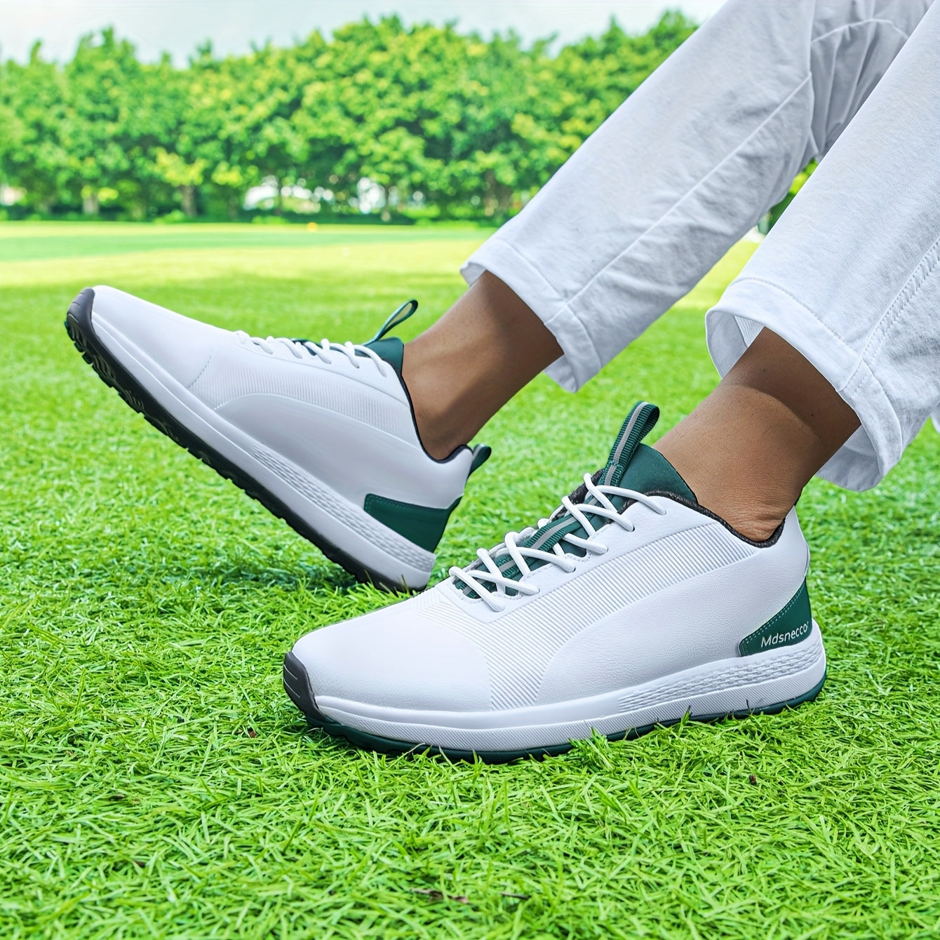 Lars™ Herren Golfschuhe – Sportlich, Rutschfest mit Atmungsaktivem Komfort und Stil