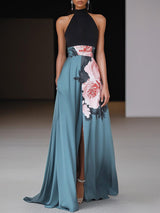 Schwarz mit Blumenmuster