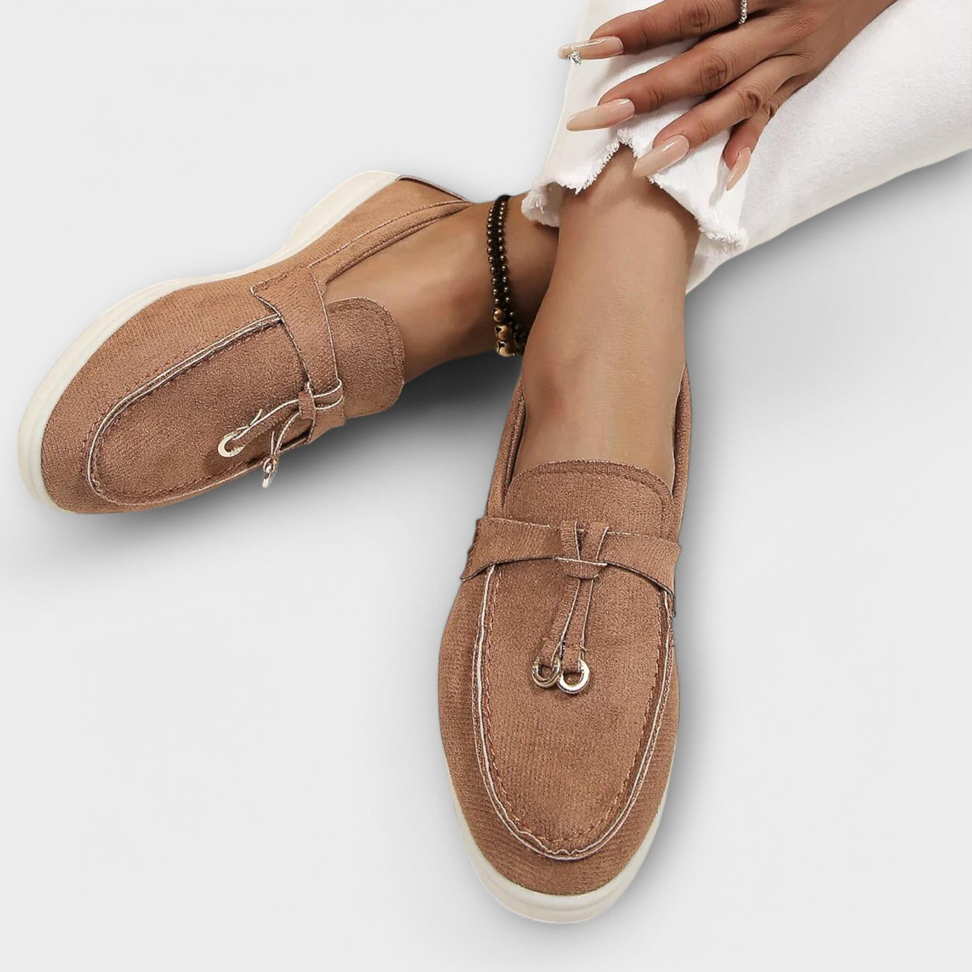 Sarima – Elegante Slipper mit Schnürdetail