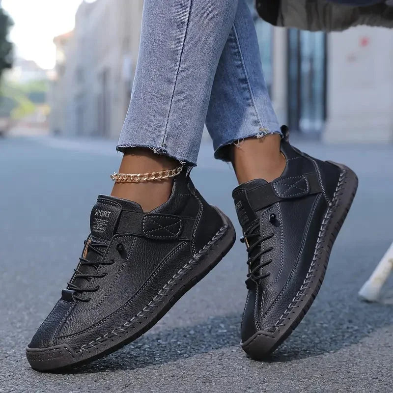 Damen Sneakers mit Schnürung und verstärkter Sohle