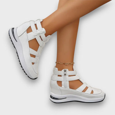 Serel – Orthopädische Aktivsandalen