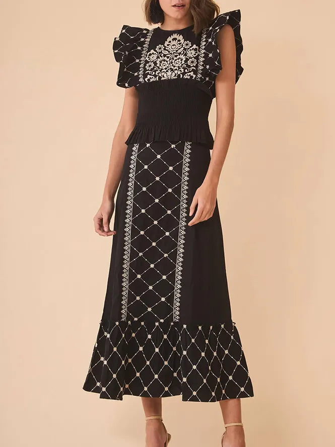 Elegantes Ensemble – Stilvoll und vielseitig –  Laura