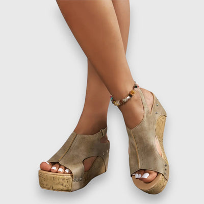 Mia – Vintage Plateau-Sandalen