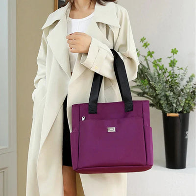 PIPER | Leichte und wasserdichte Umhängetasche