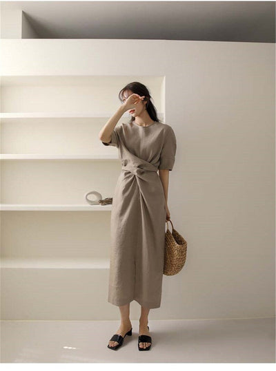 Lässiges Khaki-Leinenkleid mit Unregelmäßigem Schnitt – Anna