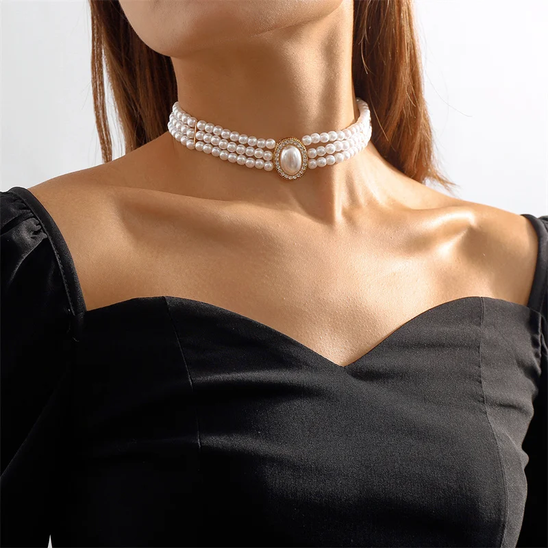 Tiriane – Elegantes Collier mit dreifachem Akzent