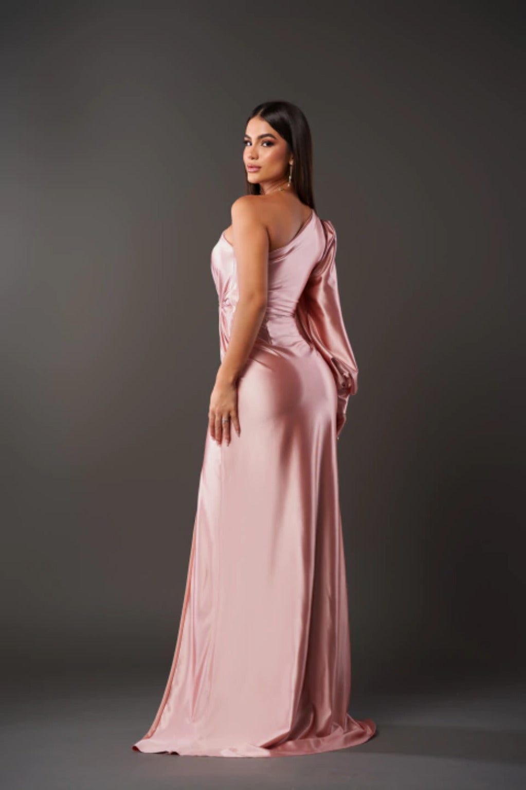 Kira Elegantes Maxi Kleid – Zeitloser Stil, Bequeme Passform, Verschiedene Farben Verfügbar