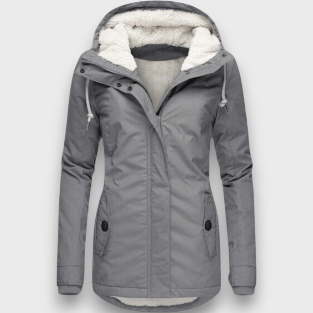 Jesmira – Plissierter Mantel