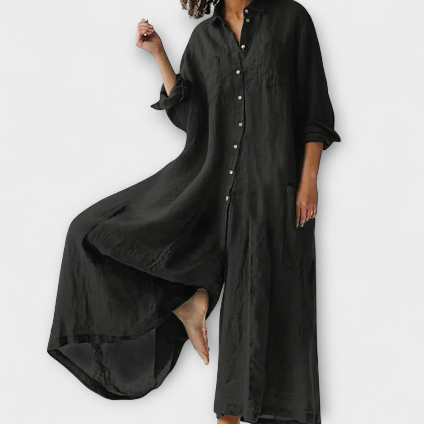 Soreya – Weiter Jumpsuit mit Hemdkragen