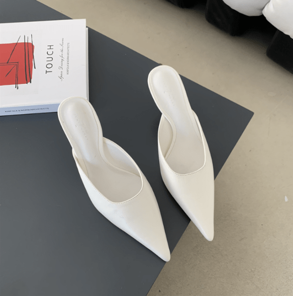 Anastasia Pantoletten mit Absatz und Spitzfuß