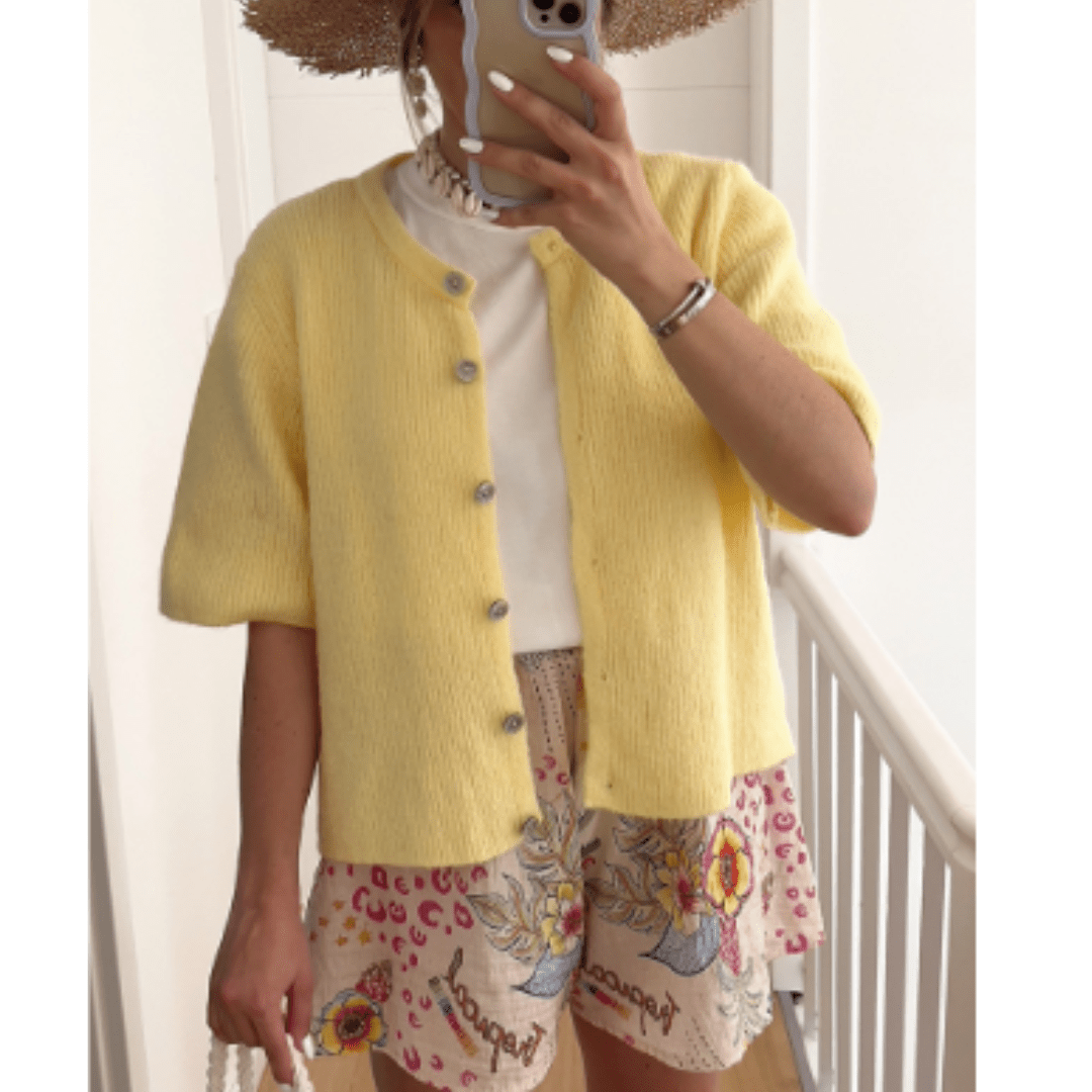 Babette Strickjacke mit Knöpfen