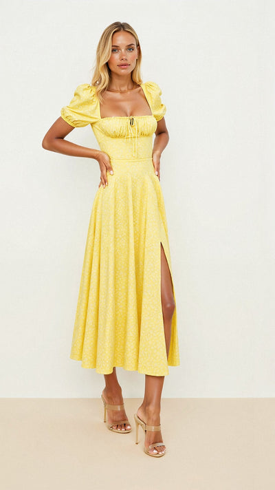 Daniela Midikleid mit quadratischem Halsausschnitt